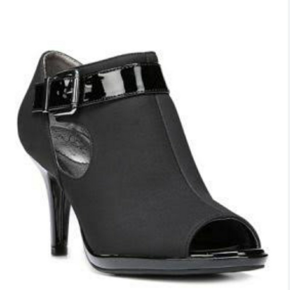 LIFESTRIDE Black Peep Toe Heels Women's Size 6.5 Shoes